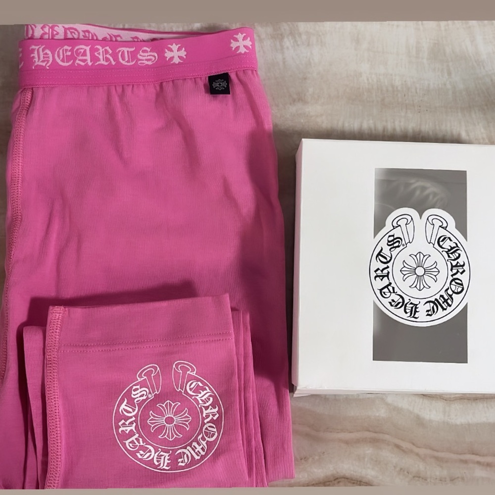 Chrome heart pink leggings brand new with original box